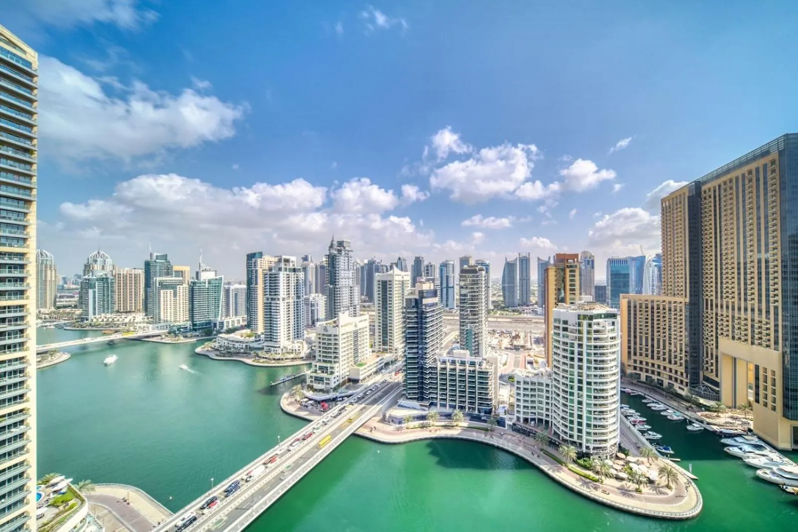 Spacious 1Br With Full Marina View 두바이 펜션